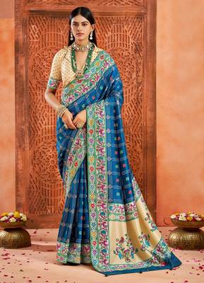 cobalt blue velvet tussar silk blend partywear saree with paithani pallu and traditional ghatchola print 1