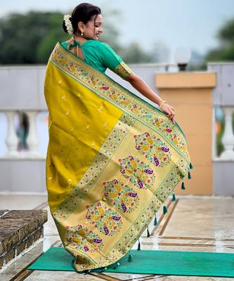 woven meenakari jacquard parrot green paithani silk blend saree 2