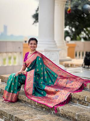 rama paithani silk blend woven meenakari jacquard saree 5