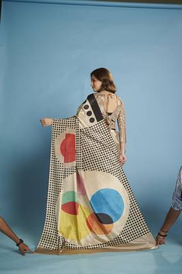grey malai crepe art silk blend digital printed saree 2
