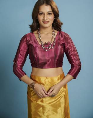 yellow malai crepe art silk blend digital printed saree 4