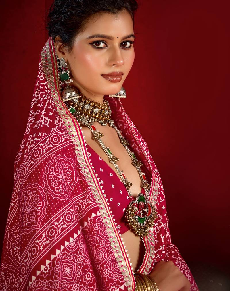 pink color velvet tussar silk blend beautiful partywear saree