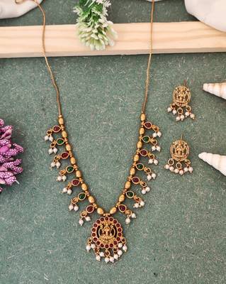 Classic antique finish lakshmi necklace with matching earrings 1