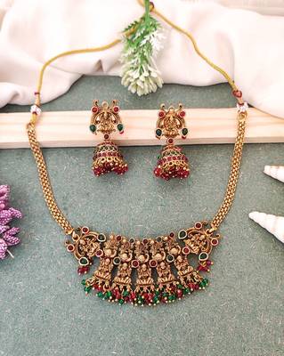 Antique temple jewellery set with goddess lakshmi motifs 1