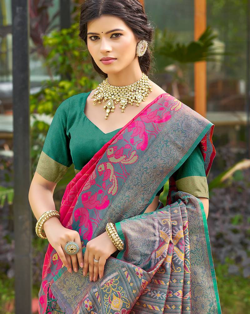 red color soft silk blend fabric woven designer partywear saree