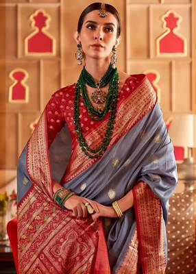 grey banarasi patola saree with unstitch blouse 2