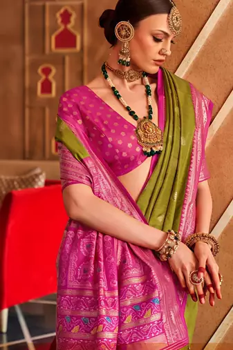 mahendi  banarasi patola saree with unstitch blouse