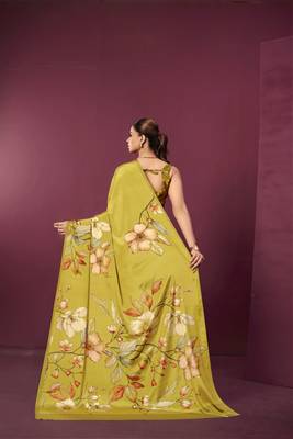 abstract printed crepe art silk saree with printed blouse 2