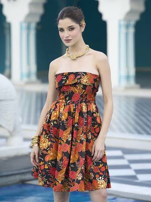 Black floral weaving zari jacquard strapless mini dress 4