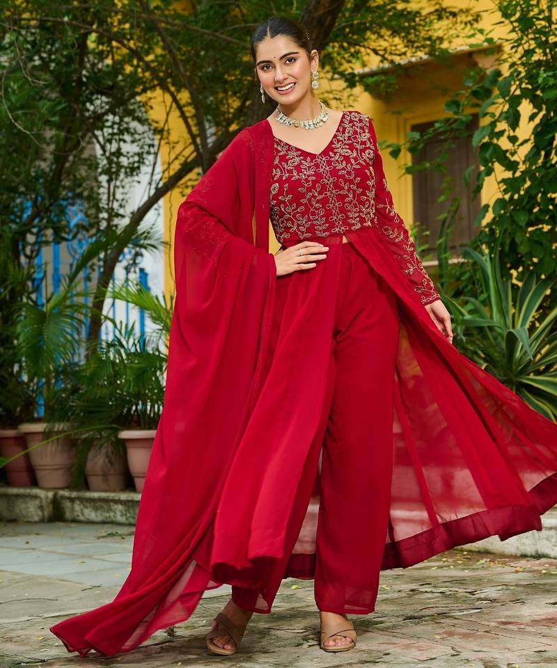 Maroon Faux Blooming Kurta Set with Beads Embroidery – Premium Festive & Elegant Wear