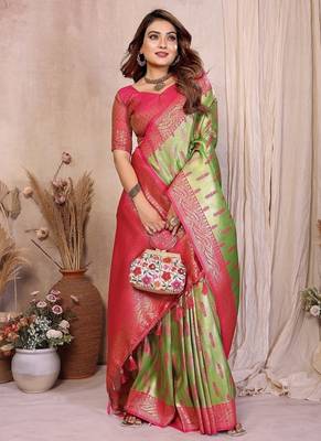 Light Green Color Zari Weaving Banarasi Tissue Silk Saree 2