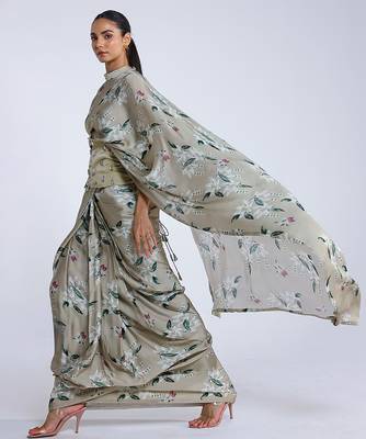 Green printed georgette saree 4