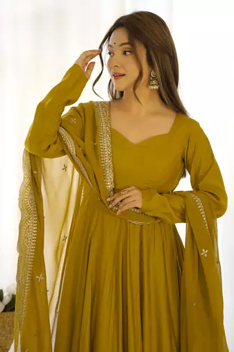Mustard solid roman silk chanderi kurta set