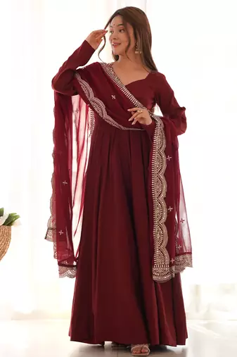 Maroon solid roman silk chanderi kurta set