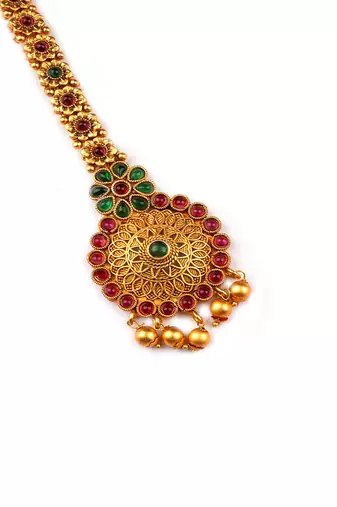 Gold plated ghungroo temple maangtika