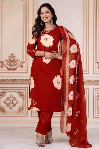 Floral embroidered red round neck kurta set with trouser and dupatta