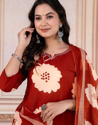 Floral embroidered red round neck kurta set with trouser and dupatta 4