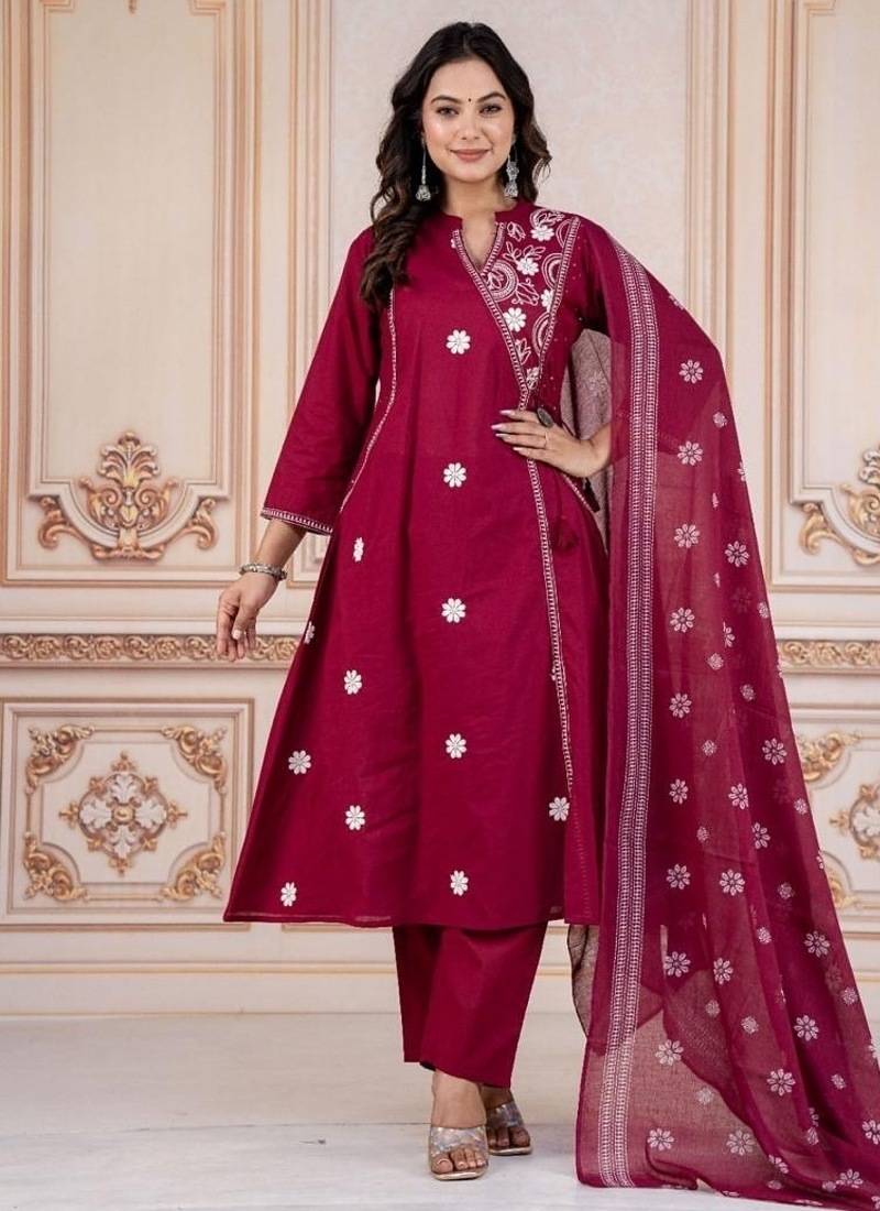 Floral embroidered maroon round neck kurta set with trouser and dupatta
