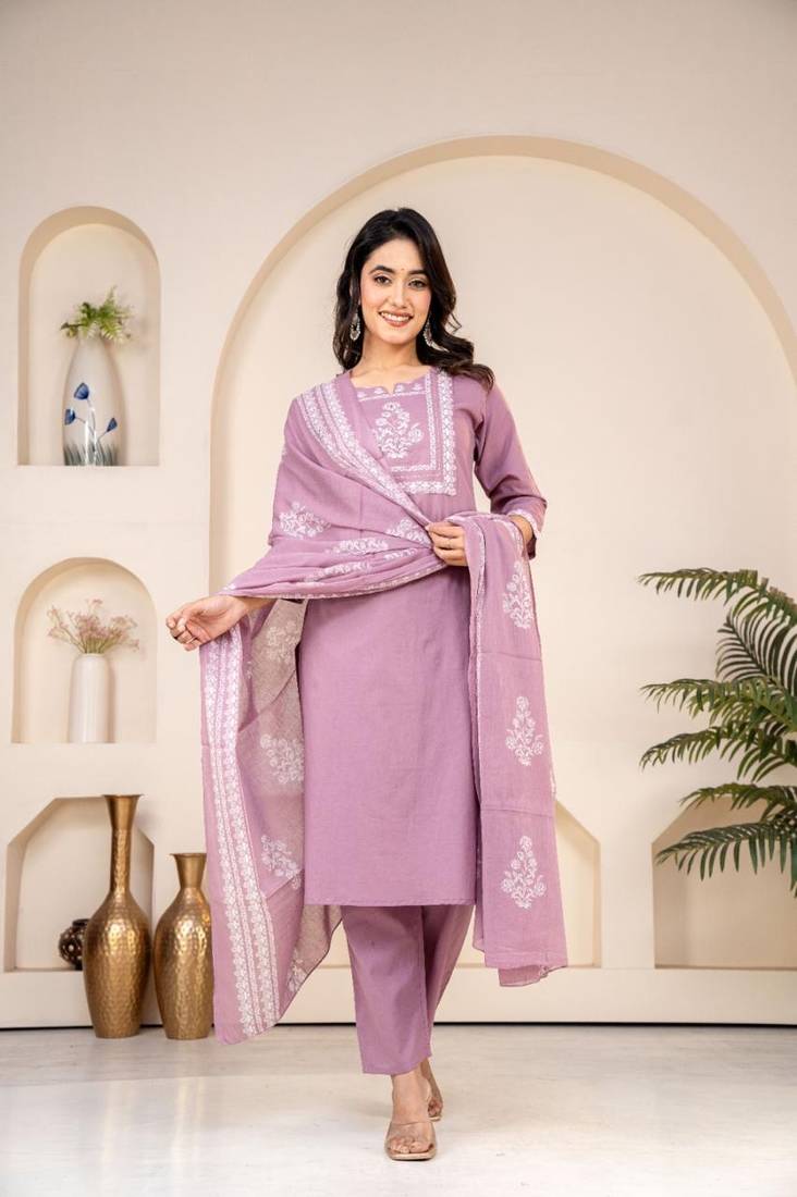 Floral embroidered mauve round neck kurta set with trouser and dupatta
