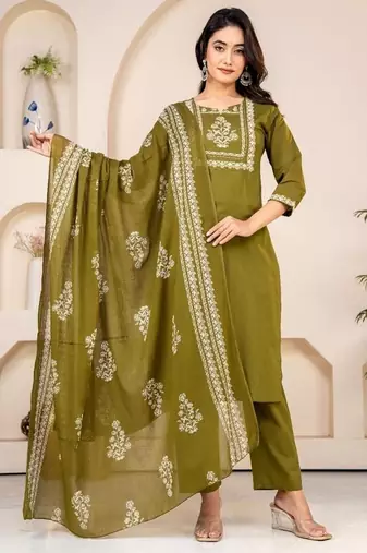 Floral embroidered green round neck kurta set with trouser and dupatta