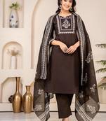 Floral embroidered black round neck kurta set with trouser and dupatta
