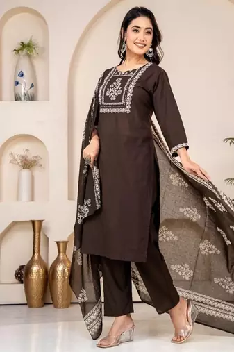 Floral embroidered black round neck kurta set with trouser and dupatta