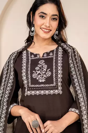 Floral embroidered black round neck kurta set with trouser and dupatta