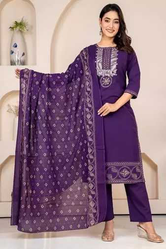 Floral embroidered blue round neck kurta set with trouser and dupatta