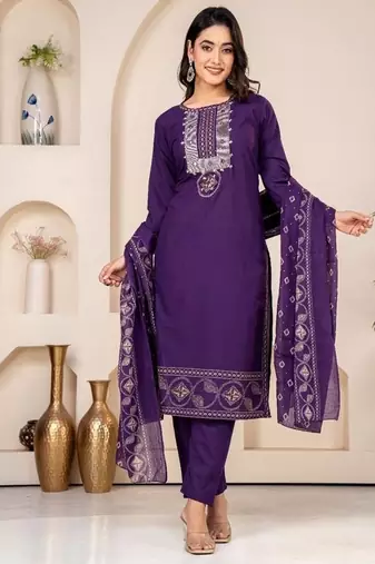 Floral embroidered blue round neck kurta set with trouser and dupatta
