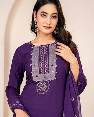 Floral embroidered blue round neck kurta set with trouser and dupatta 4