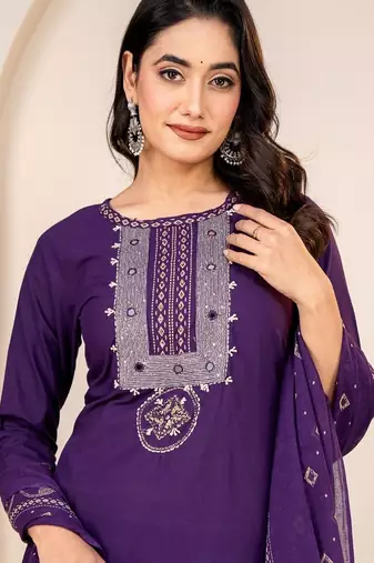 Floral embroidered blue round neck kurta set with trouser and dupatta