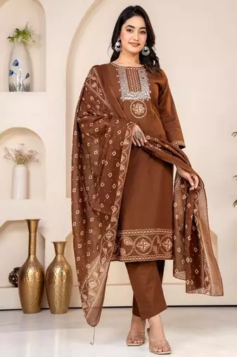 Floral embroidered brown round neck kurta set with trouser and dupatta