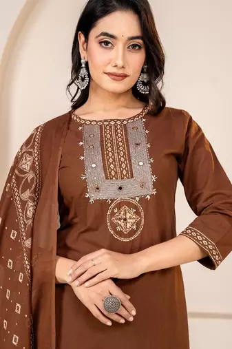 Floral embroidered brown round neck kurta set with trouser and dupatta