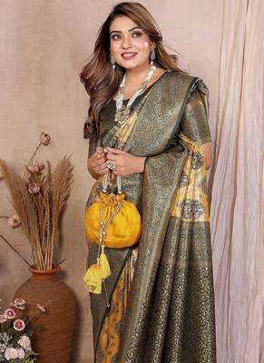 Gold Color Zari Weaving Banarasi Tissue Silk Saree 1