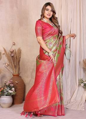 Light Green Color Zari Weaving Banarasi Tissue Silk Saree 2
