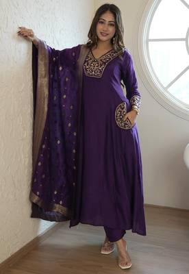 Floral embroidered blue v neck kurta set with trouser and dupatta 1
