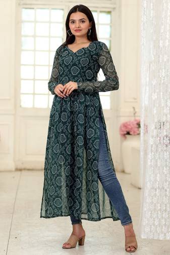 Green Fox Georgette Printed Kurta – Elegant & Lightweight Daily Wear