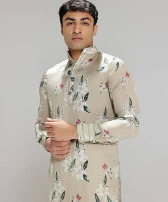 Green printed cotton silk kurta pajama 4