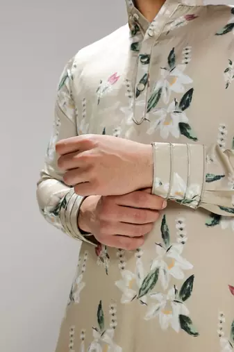Green printed cotton silk kurta pajama