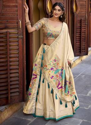 Shimmer Paithani Chaniya Choli with Zari Weaving Work 1