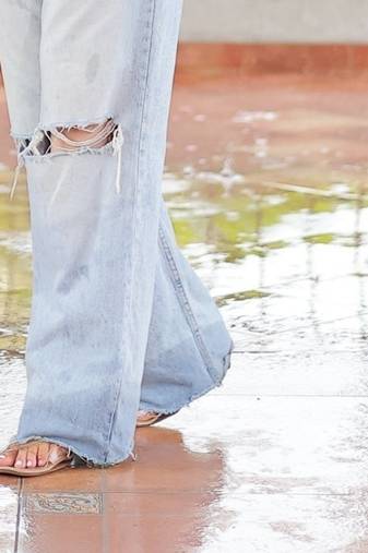 Georgette Kutchi Gamthi Semi-Stitched Kurta with Matching Flared Lehenga – Black