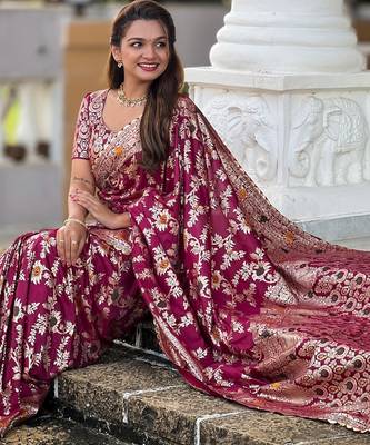 soft dola art silk fancy jacquard bollywood saree (dola-flower-valley-wine) 4