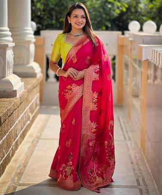 soft dola art silk fancy jacquard bollywood saree (dola-morni-pink) 1
