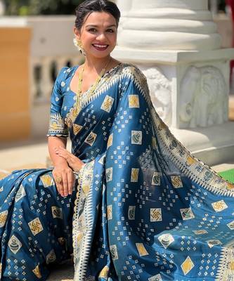 soft dola art silk fancy jacquard bollywood saree (swastik-dola-morpich) 4