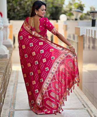 soft dola art silk fancy jacquard bollywood saree (swastik-dola-rani-pink) 3