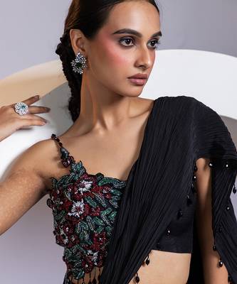 Black embroidered silk saree 3