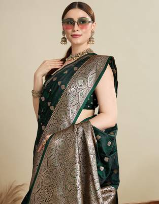 soft litchi art silk banarasi art silk jacquard saree (str-rajgharana-04-green) 5