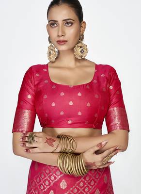 Rani pink premium zari weaving soft art silk saree 5