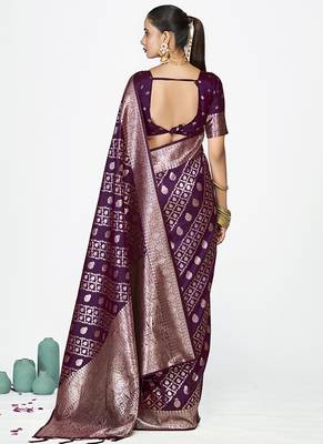 Royal purple traditional soft art silk zari weaving saree 4