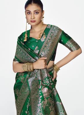 Emerald green banarasi art silk saree with intricate zari work 3